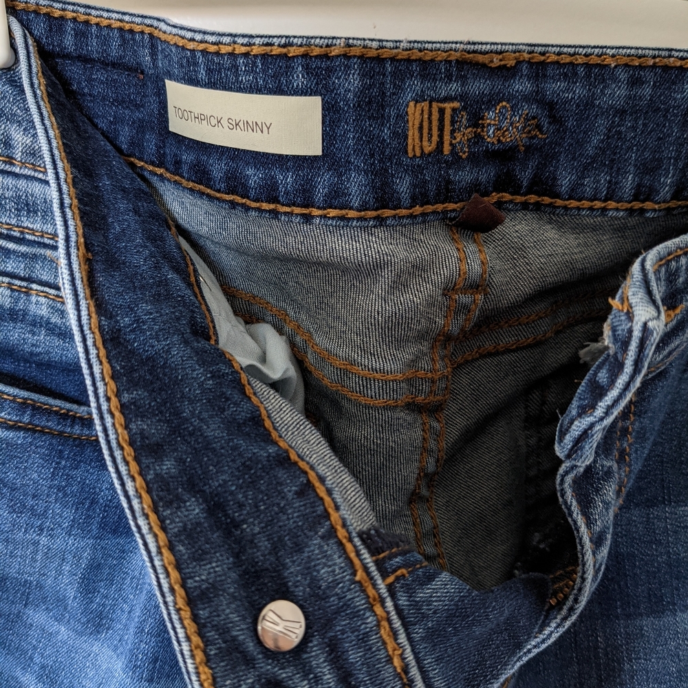 SALE! Kut From Clothes toothpick skinny jns sz 8